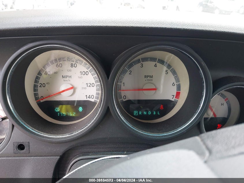 2009 Dodge Challenger Se VIN: 2B3LJ44VX9H560951 Lot: 39134573