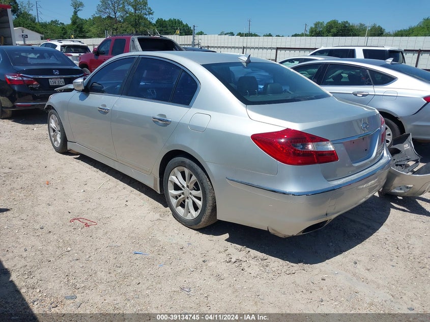 2013 Hyundai Genesis 3.8 VIN: KMHGC4DD8DU212696 Lot: 39134745