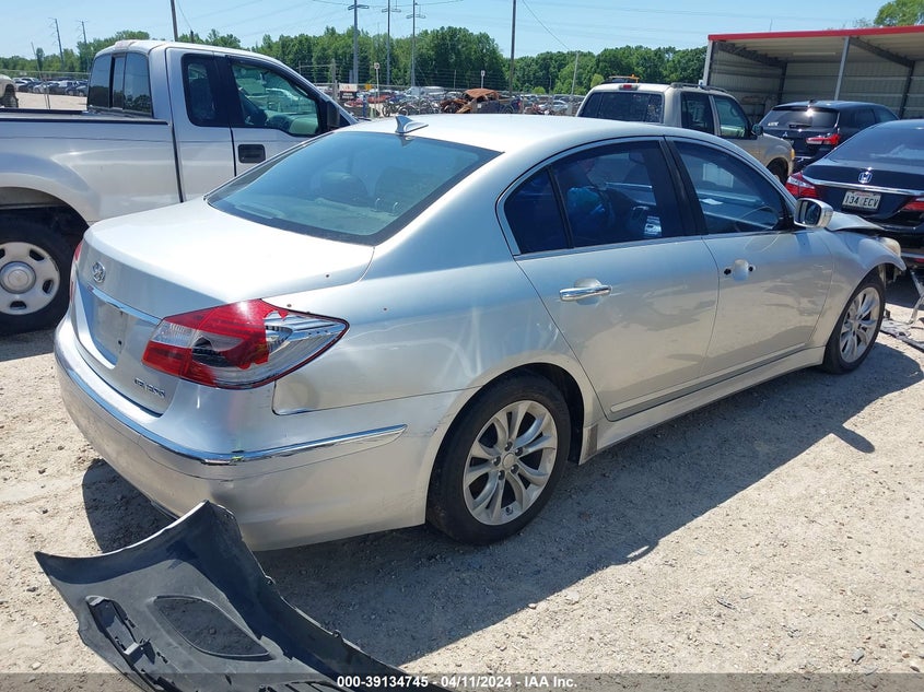 2013 Hyundai Genesis 3.8 VIN: KMHGC4DD8DU212696 Lot: 39134745