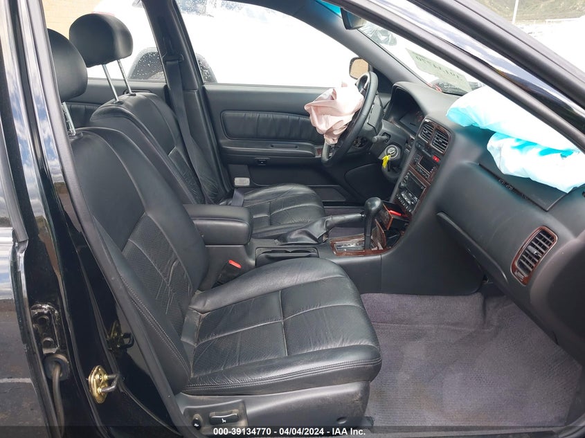 1999 Infiniti I30 Limited/Standard/Touring VIN: JNKCA21A2XT751248 Lot: 39134770