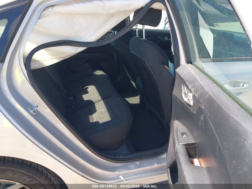 2019 Kia Forte Lxs VIN: 3KPF24AD8KE136660 Lot: 39134832