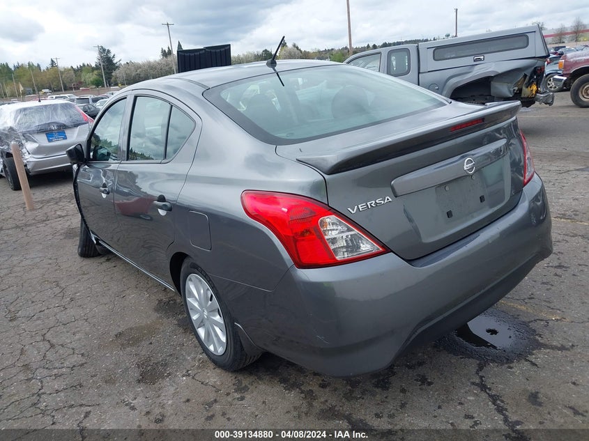 2018 NISSAN VERSA 1.6 S+ - 3N1CN7AP7JL809859