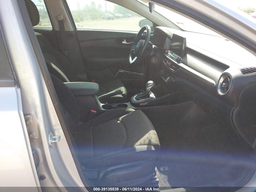 2019 KIA FORTE S - 3KPF34AD0KE023542