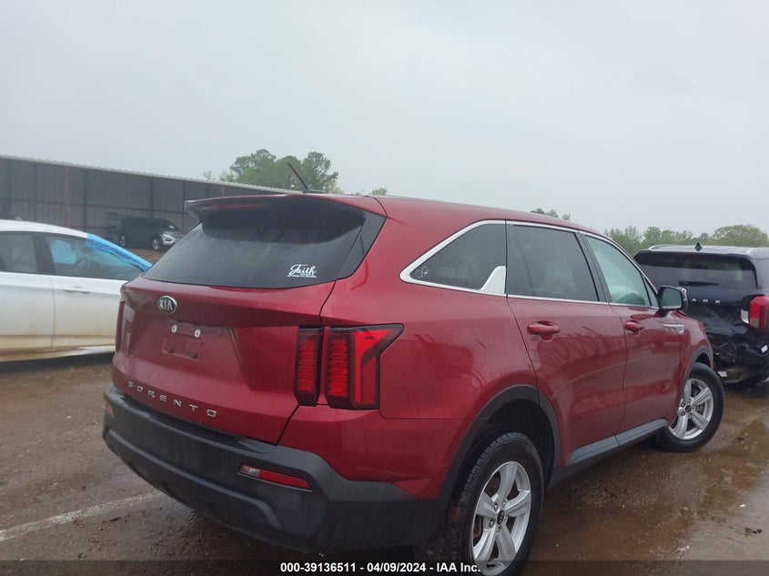 VIN 5XYRG4LCXMG028744 2021 KIA SORENTO LX