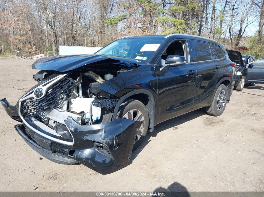 2022 TOYOTA HIGHLANDER VIN: 5TDGZRBHXNS224103