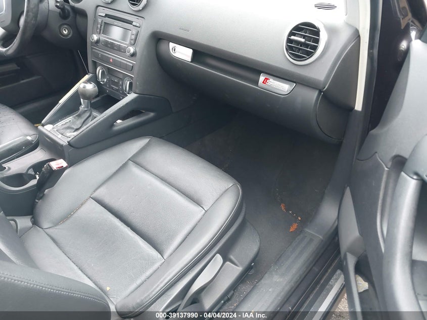 2013 Audi A3 2.0T Premium VIN: WAUBEAFM0DA002452 Lot: 39137990