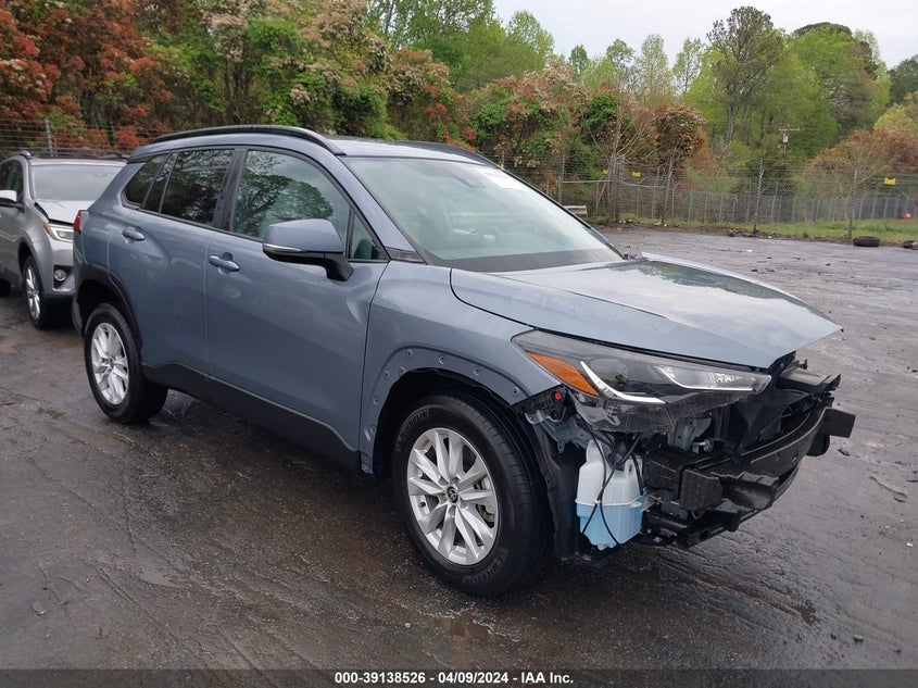 2022 Toyota Corolla Cross Le VIN: 7MUCAAAG1NV013796 Lot: 39138526