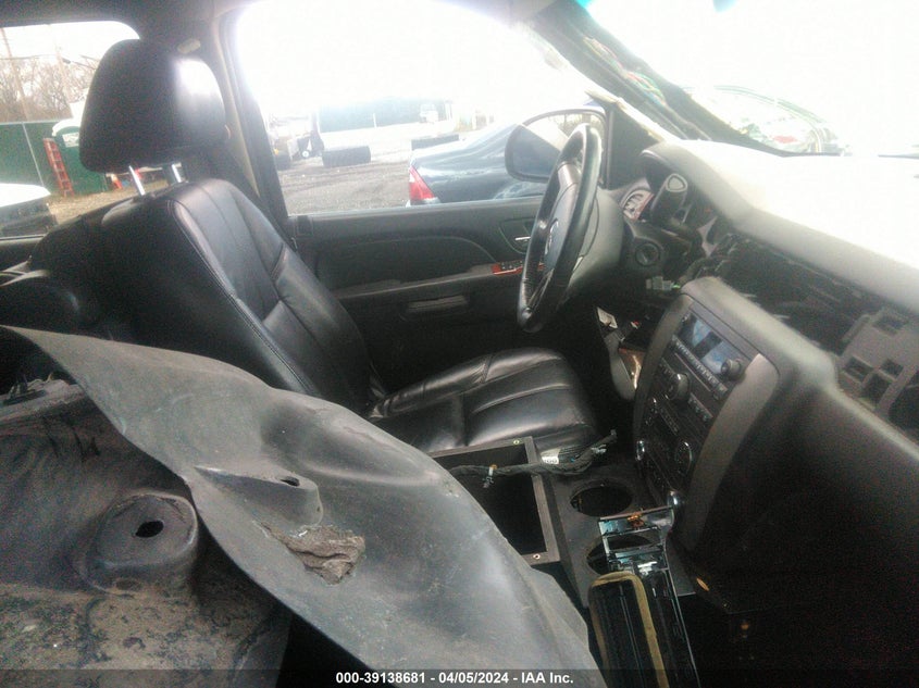 2014 GMC YUKON XL 1500 SLT - 1GKS2KE74ER204523