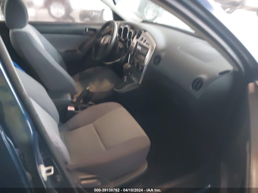 2004 Toyota Matrix Standard VIN: 2T1KR32E64C211840 Lot: 39138762