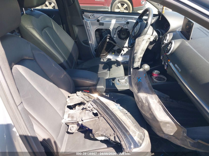 2015 Audi A3 2.0T Premium VIN: WAUEFGFF2F1118916 Lot: 39138957