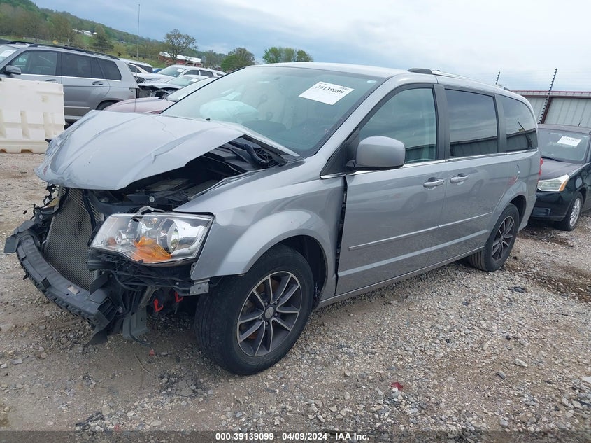 2C4RDGCG7HR827637 2017 Dodge Grand Caravan Sxt