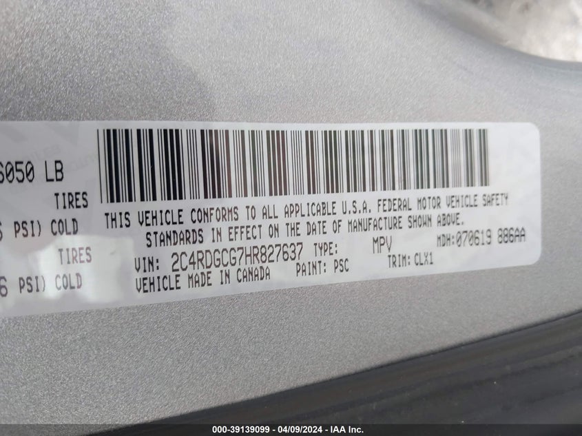 2C4RDGCG7HR827637 2017 Dodge Grand Caravan Sxt