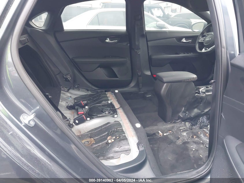 VIN 3KPF54AD6NE485697 2022 KIA FORTE GT LINE