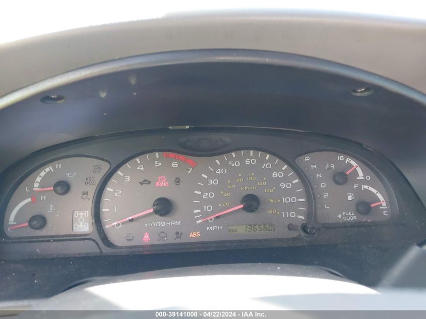 2004 Toyota Sequoia Sr5 V8 VIN: 5TDBT44A04S205539 Lot: 50221194