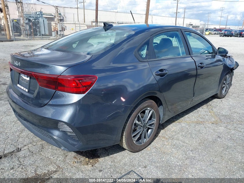 VIN 3KPF24AD5NE427685 2022 KIA FORTE FE/LXS