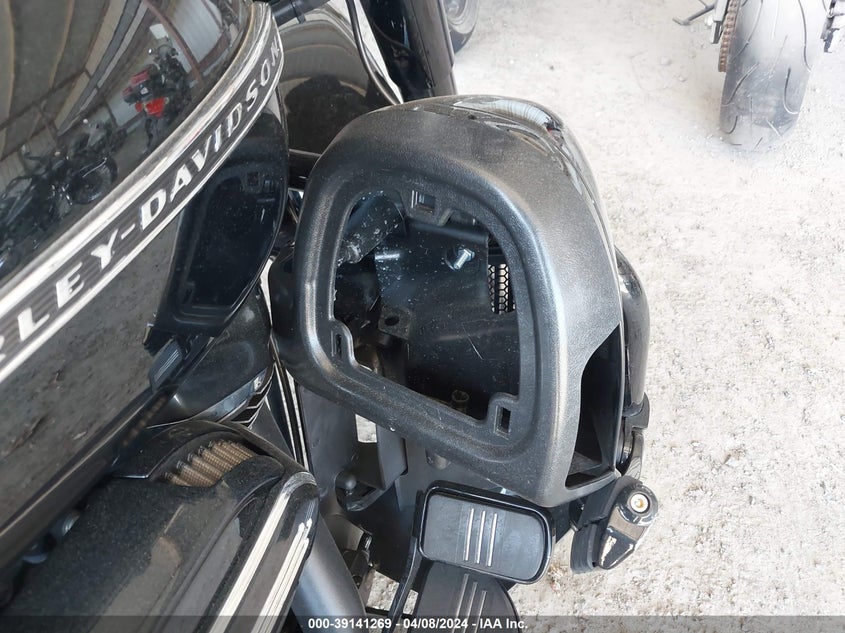 2018 HARLEY-DAVIDSON FLHXS STREET GLIDE SPECIAL - 1HD1KRC10JB600156