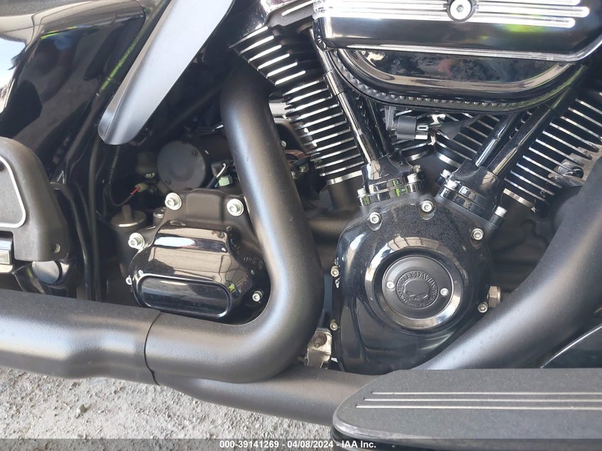 2018 HARLEY-DAVIDSON FLHXS STREET GLIDE SPECIAL - 1HD1KRC10JB600156