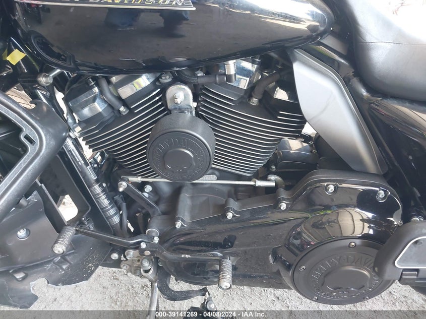 2018 HARLEY-DAVIDSON FLHXS STREET GLIDE SPECIAL - 1HD1KRC10JB600156