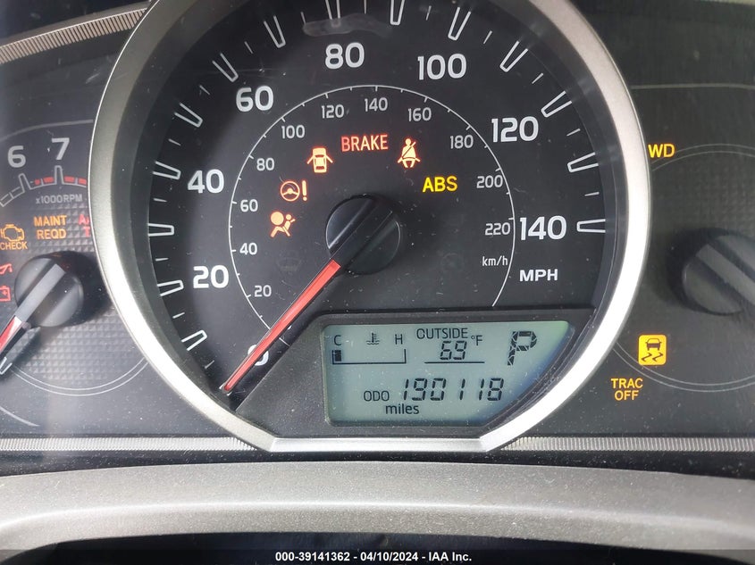 2015 TOYOTA RAV4 LE - 2T3BFREV3FW408626