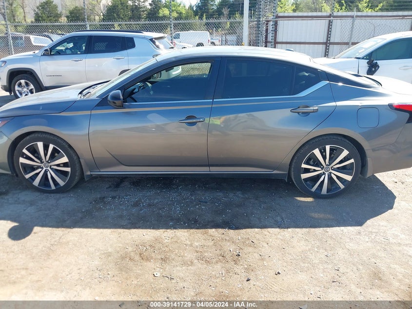 VIN 1N4BL4CV8NN388142 2022 NISSAN ALTIMA SR FWD