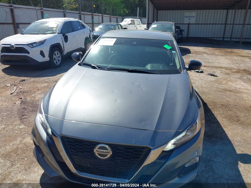 VIN 1N4BL4CV8NN388142 2022 NISSAN ALTIMA SR FWD