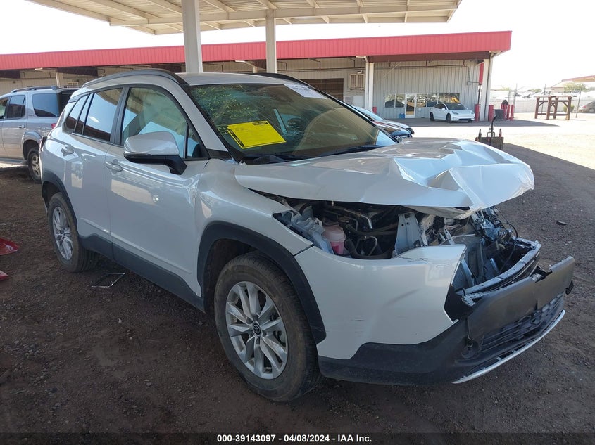 2022 Toyota Corolla Cross Le VIN: 7MUCAAAG4NV010908 Lot: 39143097