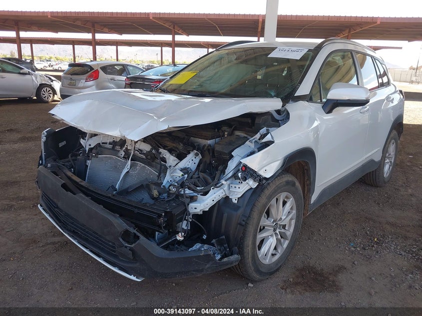 2022 Toyota Corolla Cross Le VIN: 7MUCAAAG4NV010908 Lot: 39143097