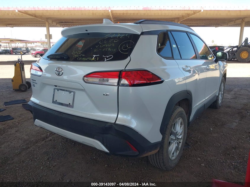 2022 Toyota Corolla Cross Le VIN: 7MUCAAAG4NV010908 Lot: 39143097