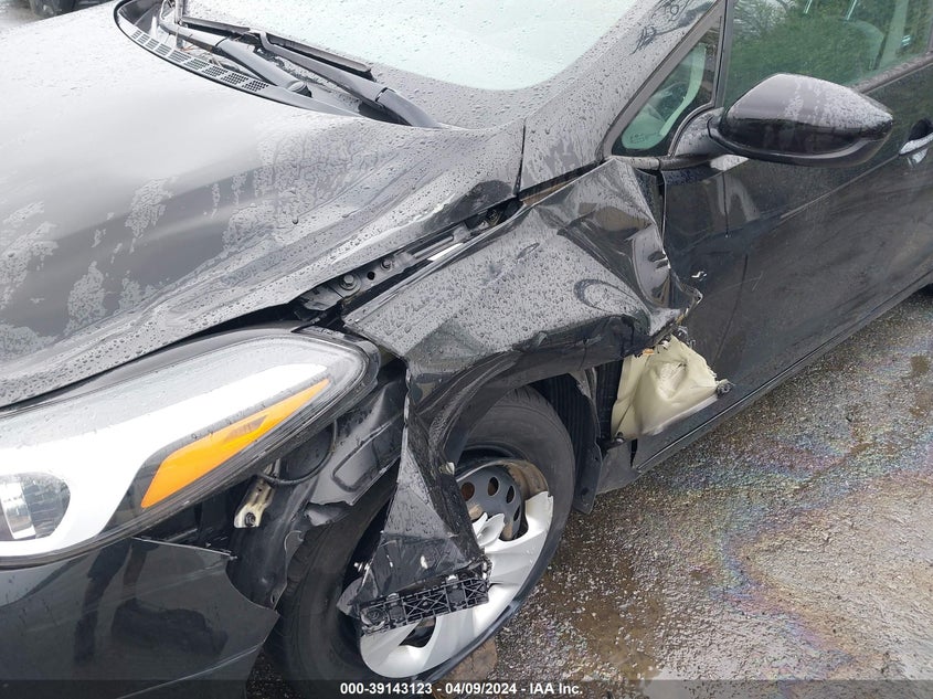 2017 KIA FORTE LX - 3KPFL4A74HE092883