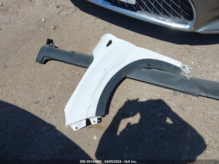 2021 HYUNDAI VENUE SE - KMHRB8A38MU103380