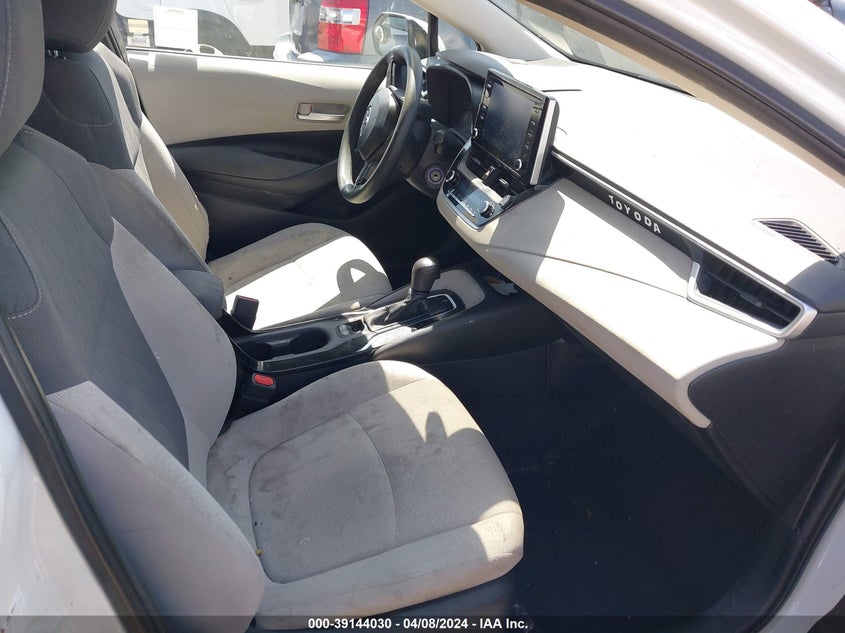 2020 TOYOTA COROLLA LE - 5YFEPRAE1LP043742