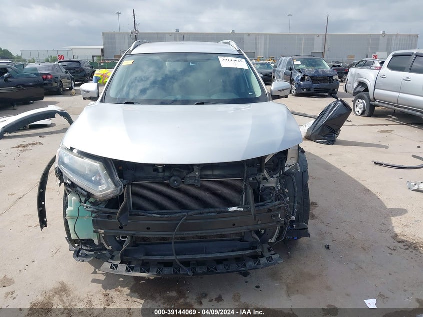 2016 NISSAN ROGUE SV - KNMAT2MT9GP676248