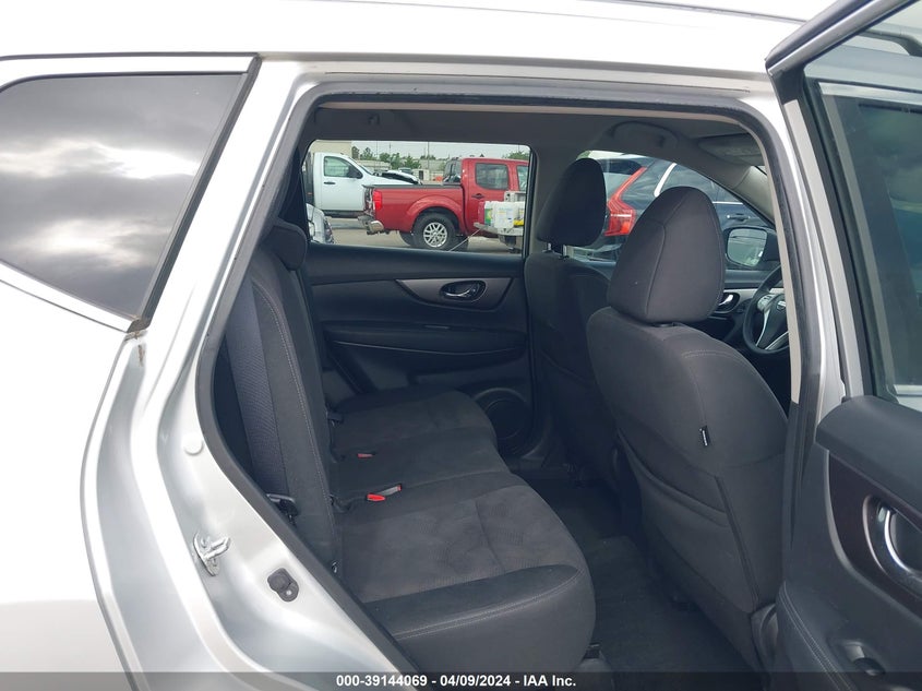 2016 NISSAN ROGUE SV - KNMAT2MT9GP676248