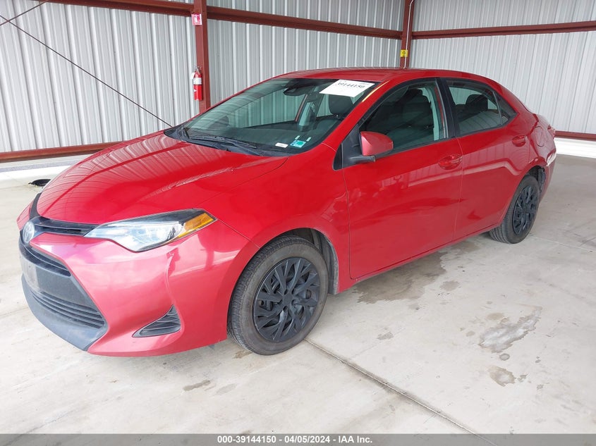 2019 TOYOTA COROLLA LE - 2T1BURHE7KC211836