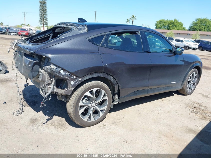 2022 Ford Mustang Mach-E Premium VIN: 3FMTK3SS8NMA43864 Lot: 39144585