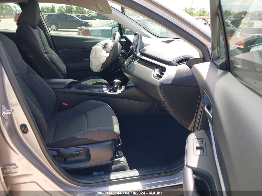 2020 Toyota C-Hr Le VIN: JTNKHMBX5L1071899 Lot: 39145144