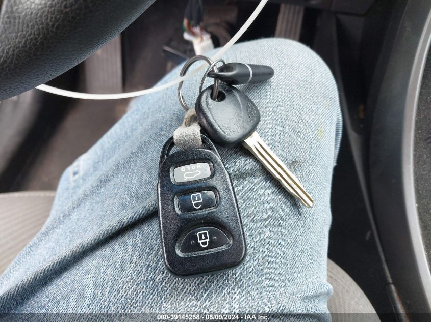 2013 Hyundai Elantra Gls VIN: 5NPDH4AE0DH441518 Lot: 77860023