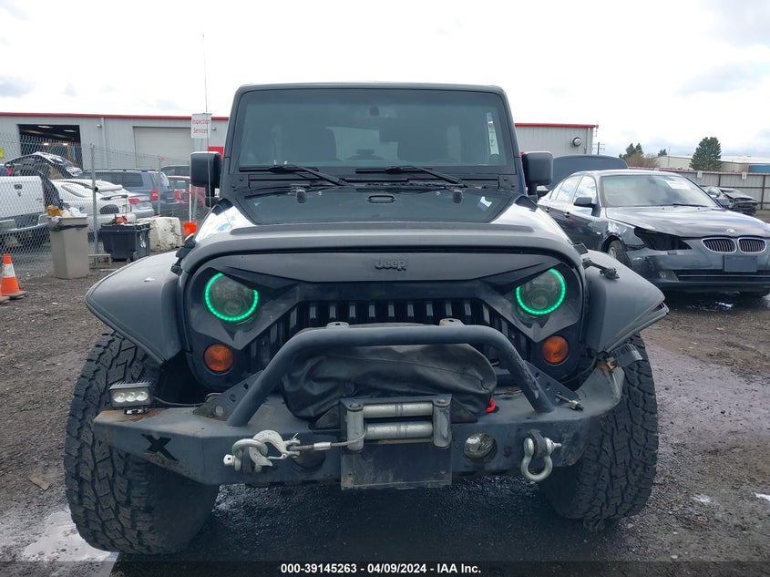 2013 JEEP WRANGLER UNLIMITED SPORT - 1C4BJWDG2DL520544