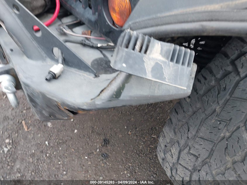 2013 JEEP WRANGLER UNLIMITED SPORT - 1C4BJWDG2DL520544