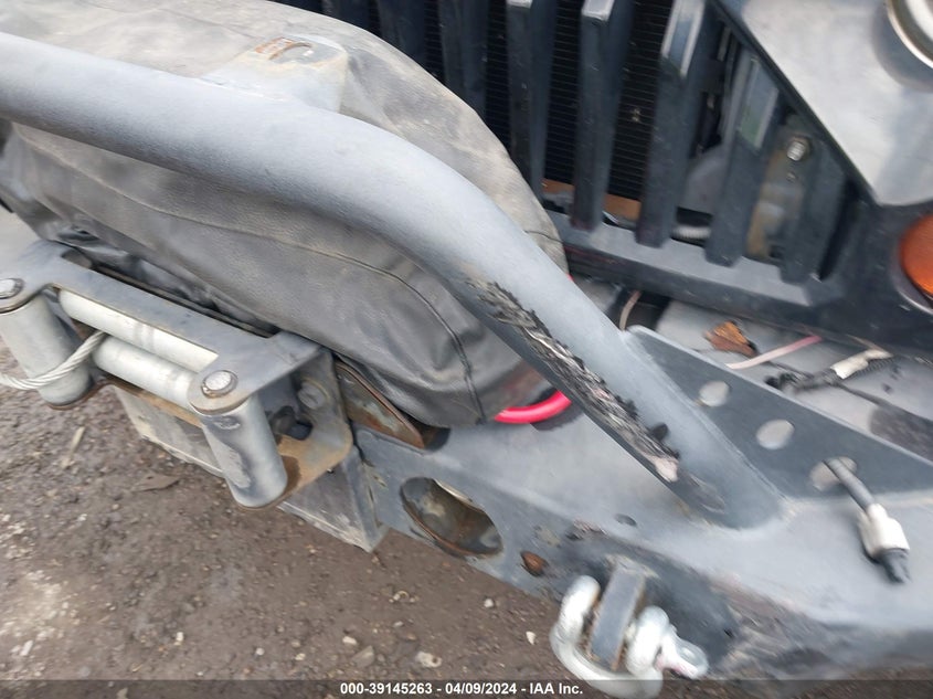 2013 JEEP WRANGLER UNLIMITED SPORT - 1C4BJWDG2DL520544