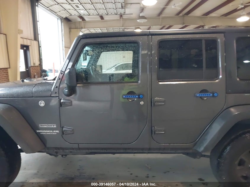 2017 JEEP WRANGLER UNLIMITED SPORT - 1C4BJWDG3HL633943