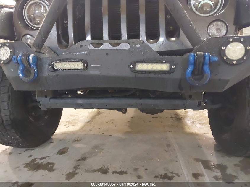 2017 JEEP WRANGLER UNLIMITED SPORT - 1C4BJWDG3HL633943