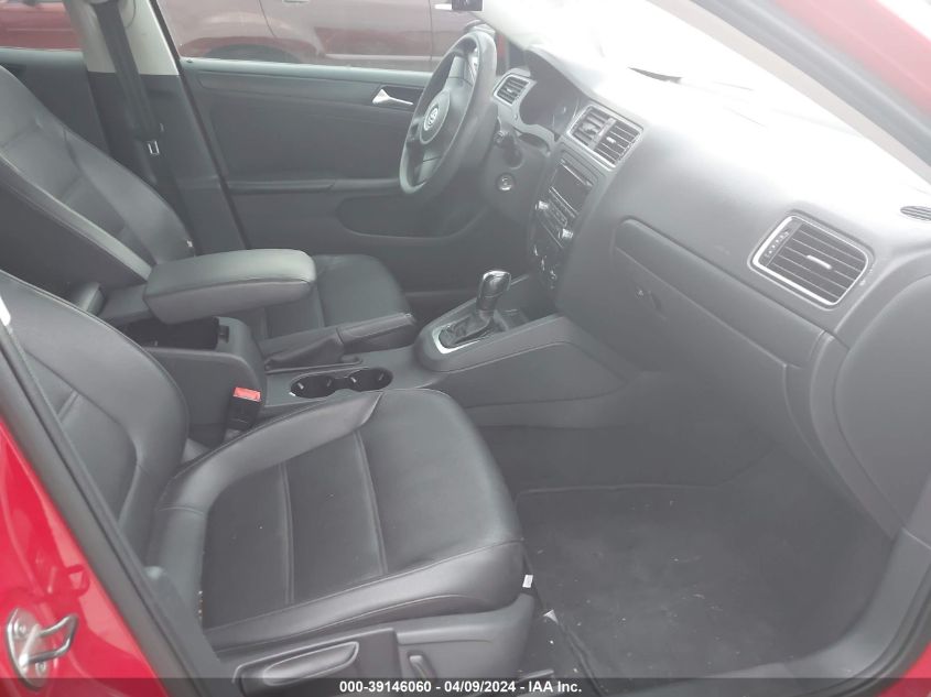 2014 VOLKSWAGEN JETTA 1.8T SE - 3VWD17AJ5EM314369