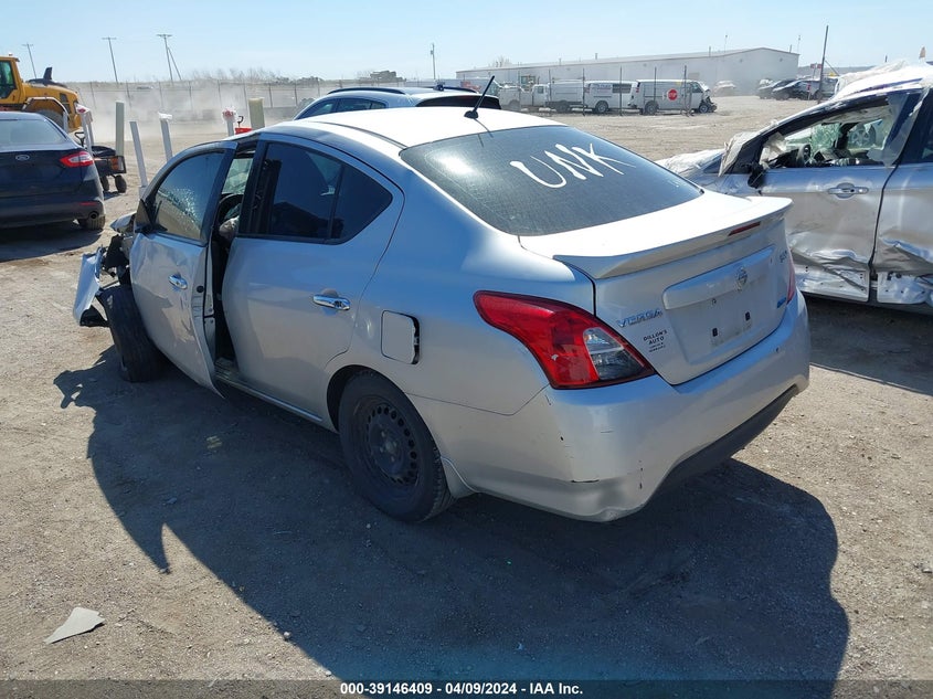 2016 NISSAN VERSA 1.6 SV - 3N1CN7AP9GL838322