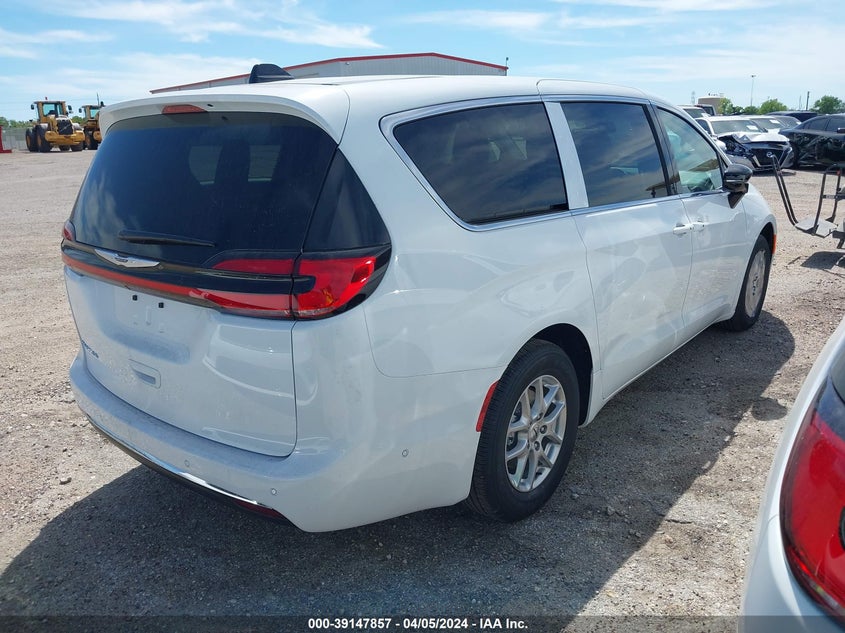 2024 CHRYSLER PACIFICA TOURING L - 2C4RC1BG2RR135708