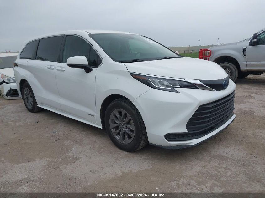 TOYOTA-SIENNA-5TDKRKEC5MS047573