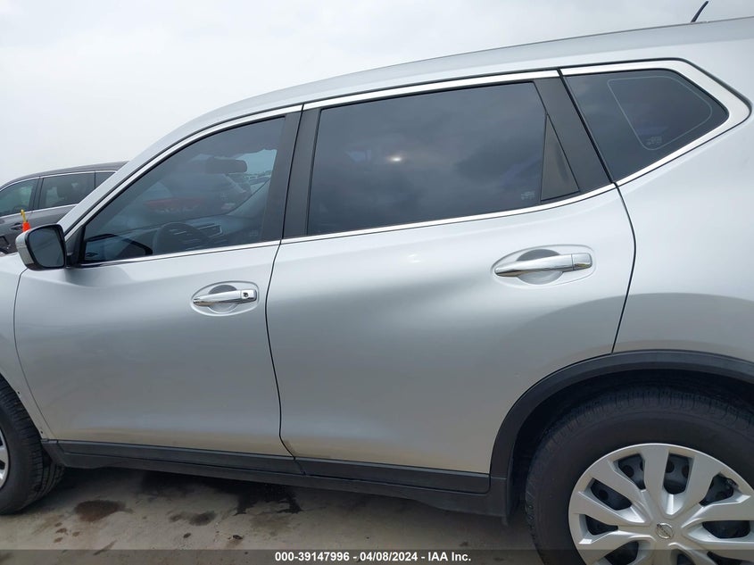 2015 NISSAN ROGUE S - KNMAT2MT3FP516655