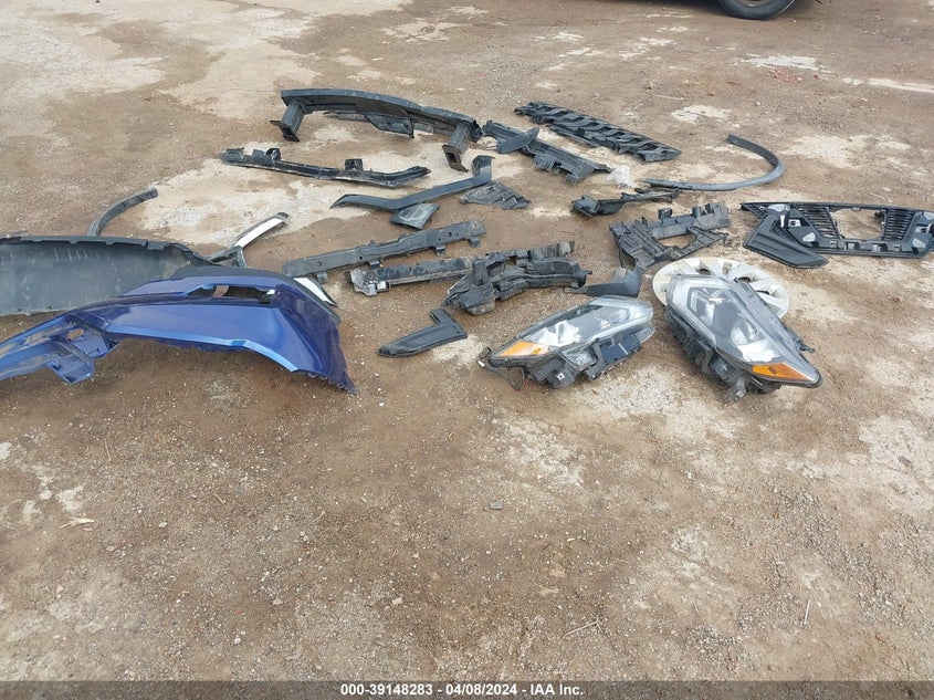 2017 NISSAN ROGUE S - KNMAT2MT0HP608048