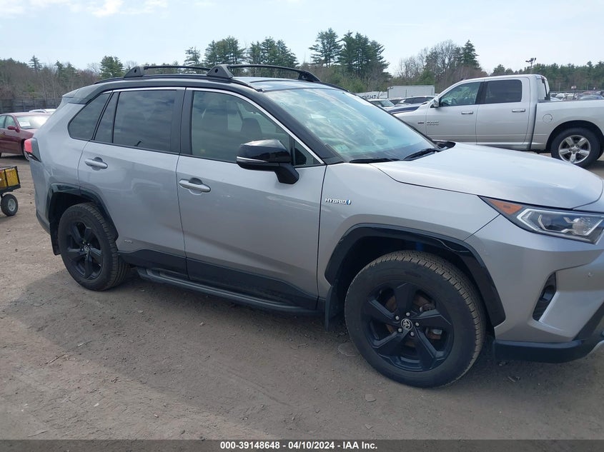 2020 TOYOTA RAV4 XSE HYBRID - JTMEWRFV1LD531801
