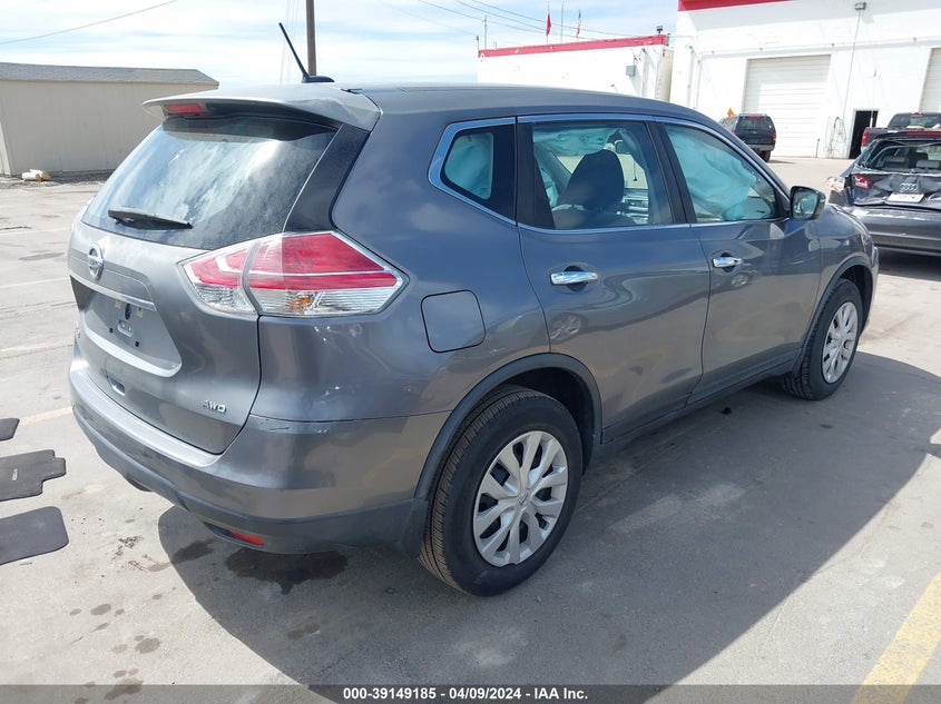 2015 NISSAN ROGUE S - KNMAT2MV8FP563942